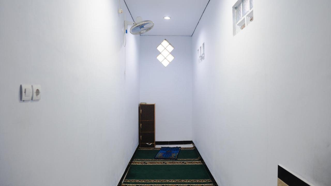 Sitiinggil Guest House Syariah Тегал Екстериор снимка